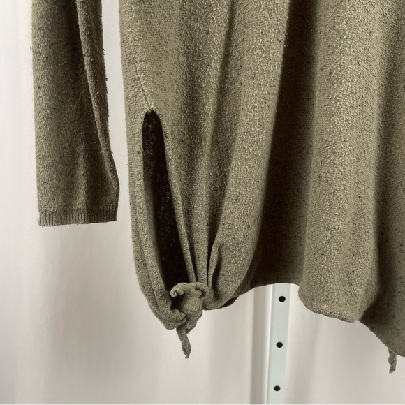 RDI Medium Olive Green V-Neck Sweater Relaxed Fit Tie Side Boho Slouchy Loose - Picture 3 of 7